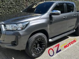 Toyota hilux 2023 AUTOMÁTICA