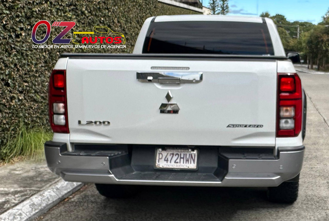 MITSUBISHI L200 2025