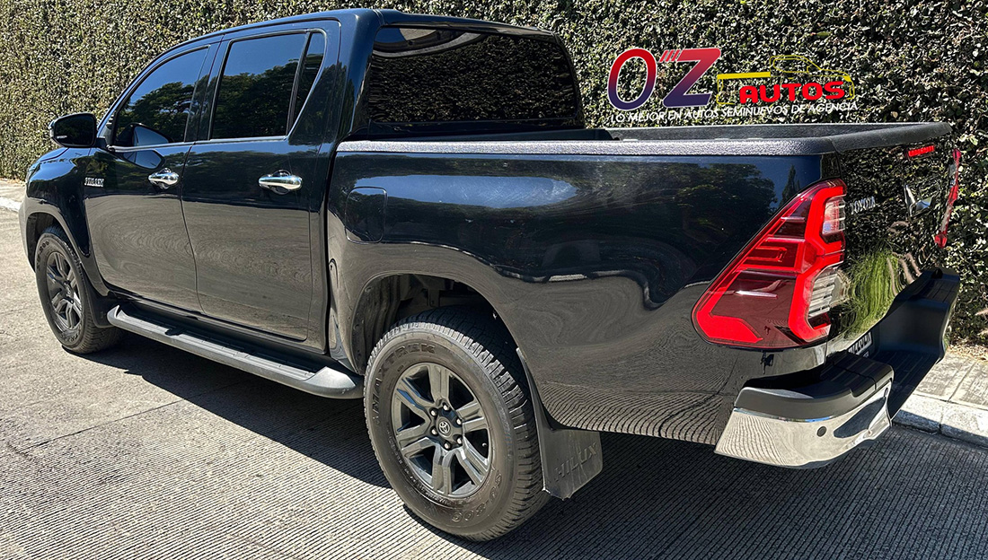 TOYOTA HILUX SRV 2023 AUTOMÁTICO 4×4