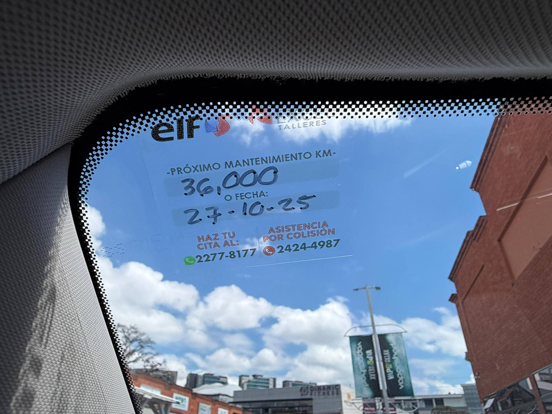 MITSUBISHI OUTLANDER 2023 DE AGENCIA