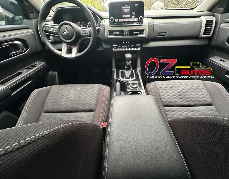 MITSUBISHI L200 2025 GLS AUTOMÁTICO FULL EQUIPO
