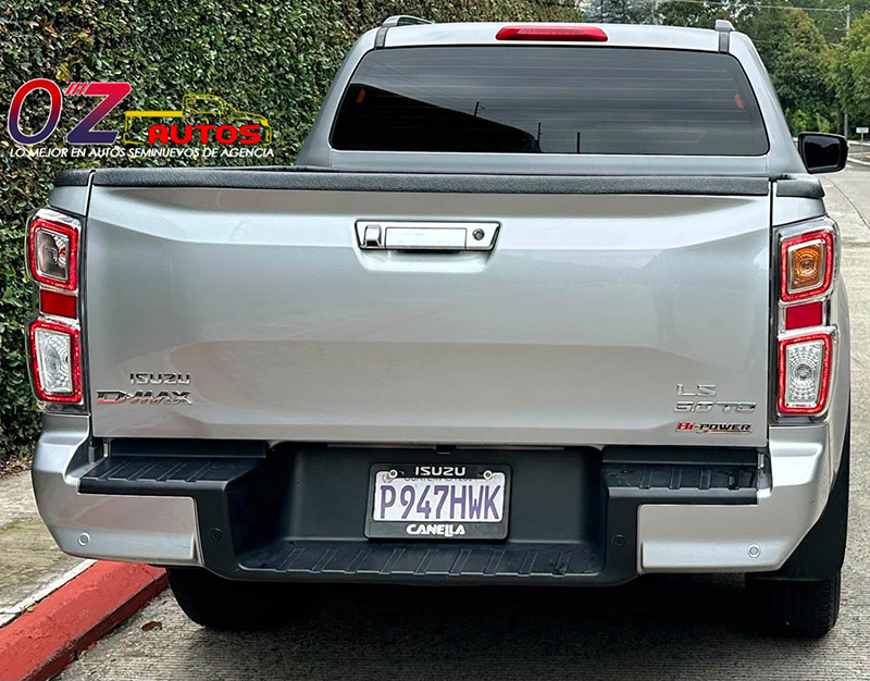 ISUZU D-MAX LS 2025 AUTOMÁTICA 4X4 FULL EQUIPO