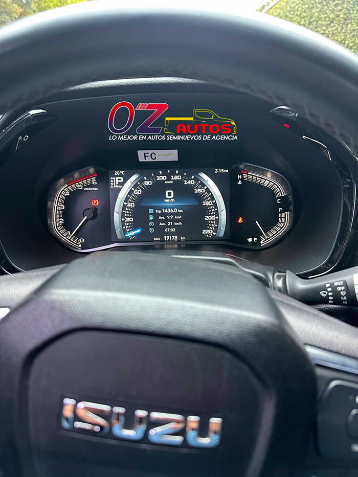 ISUZU D-MAX LS 2025 AUTOMÁTICA 4X4 FULL EQUIPO