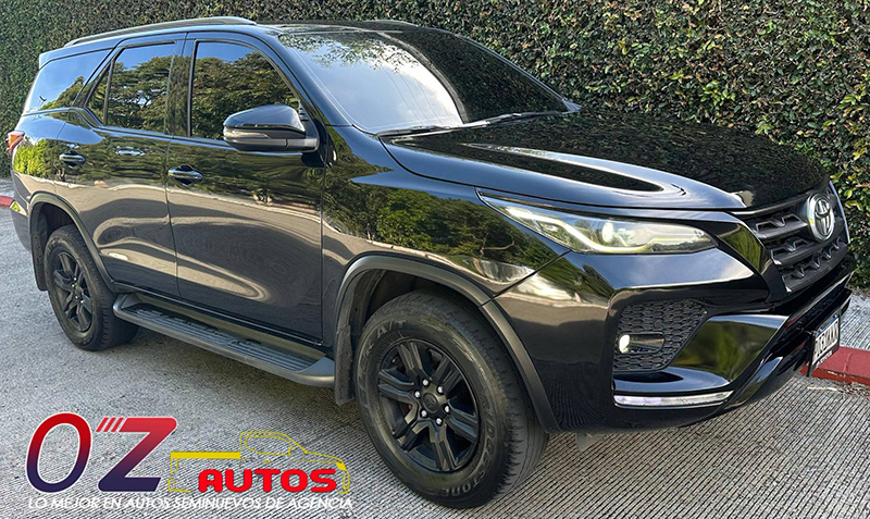 TOYOTA FORTUNER 4X2 AUTOMÁTICA