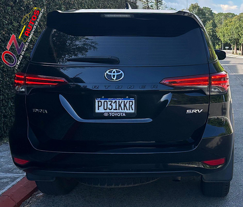 TOYOTA FORTUNER 4X2 AUTOMÁTICA