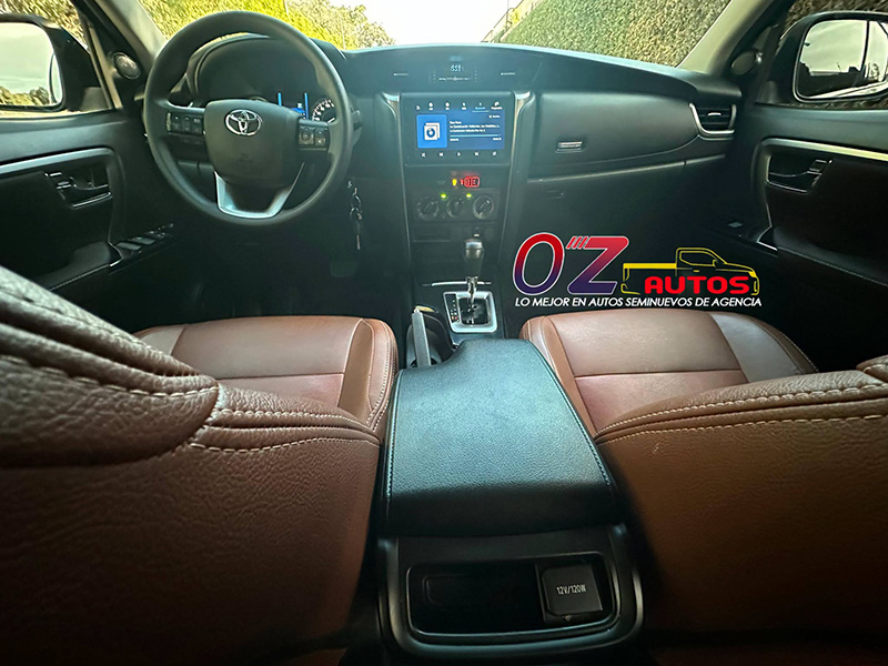TOYOTA FORTUNER 4X2 AUTOMÁTICA