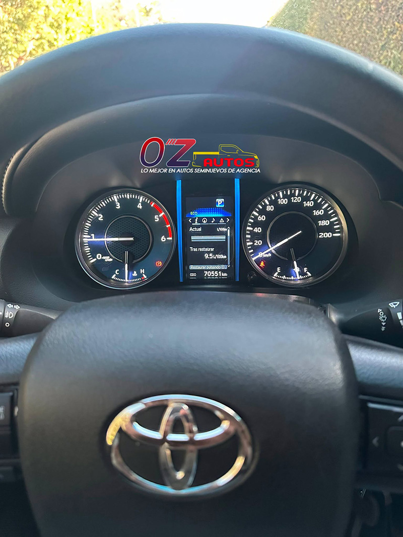 TOYOTA FORTUNER 4X2 AUTOMÁTICA