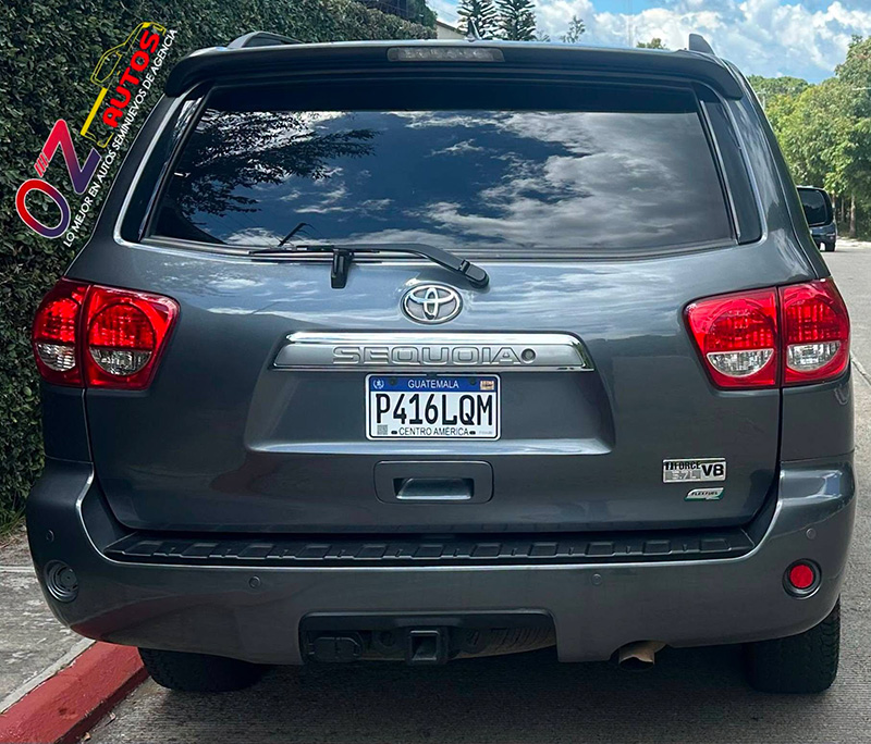 TOYOTA SEQUOIA PLATINUM 2016