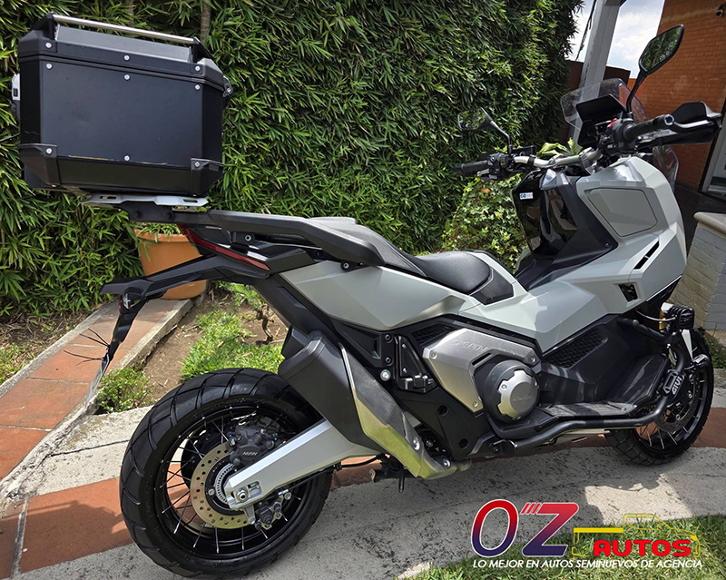HONDA ADV 750CC 2025 AUTOMÁTICA DE AGENCIA