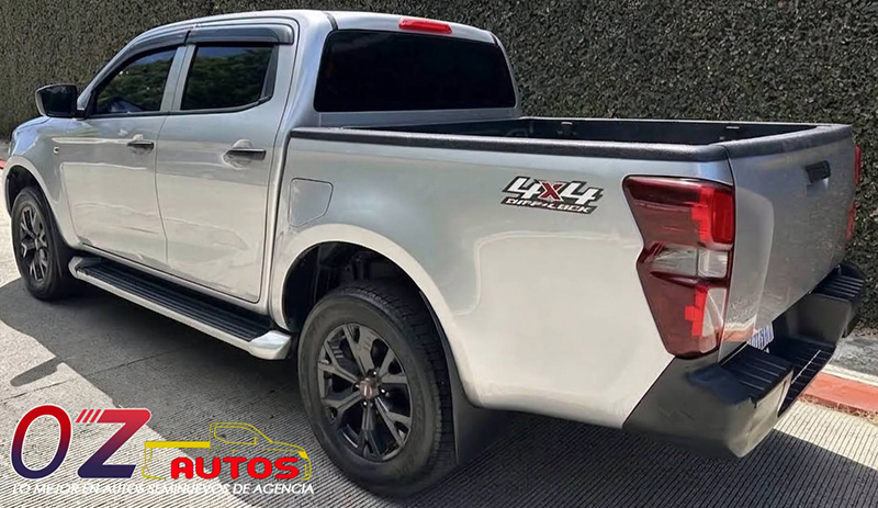 ISUZU D-MAX RG 2024 MECÁNICO 4X4